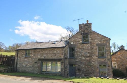 Sedbergh House | Burnt Mill Cottage