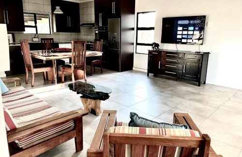 Hammanskraal Villa | Bushveld Magic