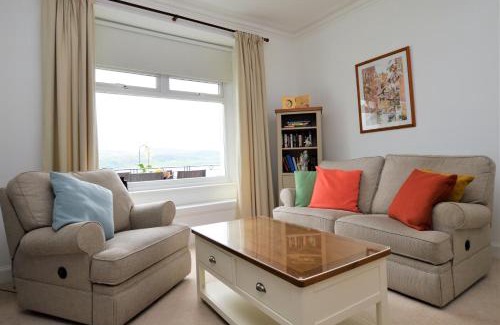 Tighnabruaich Apartment | Bute View