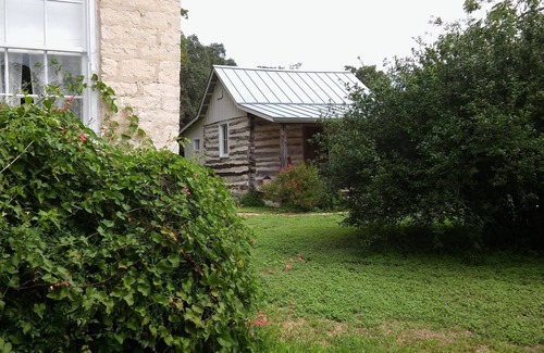 Dripping Springs Cabin | Butler Cabin at The Homestead B&B