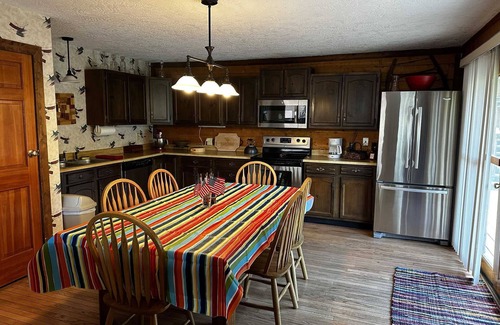 Lake City Cabin | Buttercup Cabin - Quiet Neighborhood with Plenty of Room for All - 4 Bedroom/2.5 Bathroom