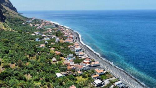 Jardim do Mar Apartment | Buzio Flat