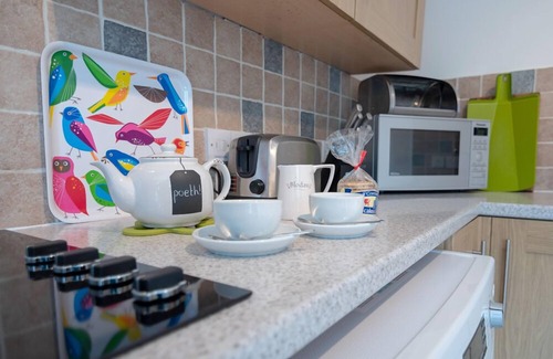 Roch Cottage | Bwthyn Beatties, Holiday property Newgale, Sleeps 4, 2 bedrooms, bathrooms