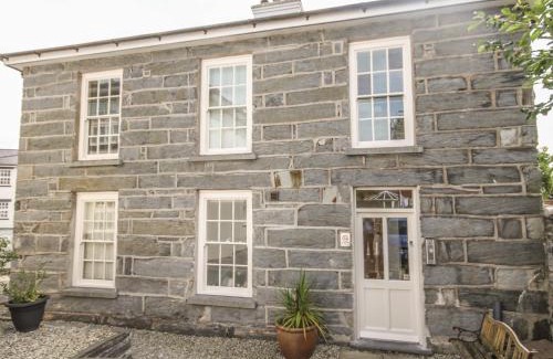 Porthmadog Apartment | Bwthyn Llechen