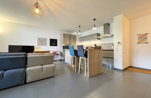 Eybens Condo | #BX Meditation in Eybens | Terrace | Wifi 📖