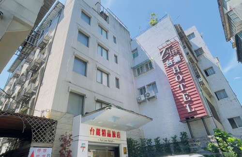 Taishan House | BY Charming hotel in pleasant New Taipei City with AC near airport MRT line