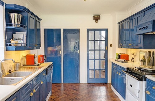 Chichester Cottage | By Harbour, Birdham - a family house that sleeps 7 guests in 3 bedrooms