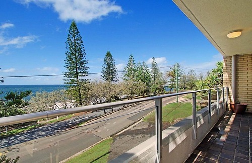 Kings Beach Apartment | By The Sea Unit 4, 13 Esplanade, Kings Beach