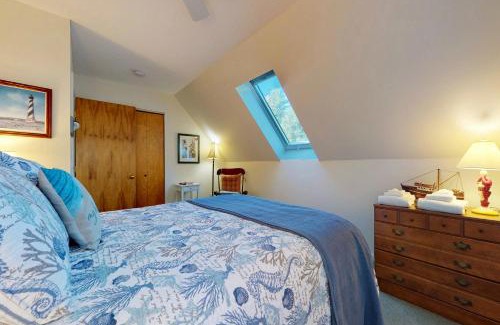 Ocean Park Apartment | By the Sea