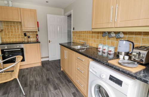 Forest of Dean Cottage | BYEFIELD LODGE, pet friendly, character holiday cottage in Welland