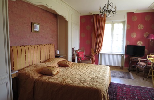 Plouezoch House | Céleste Empire' bedroom,