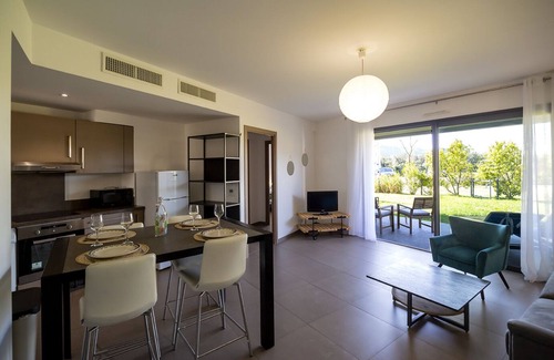 Porto-Vecchio Apartment | Cézanne 6 - Domaine d'Arca Porto Vecchio - T2