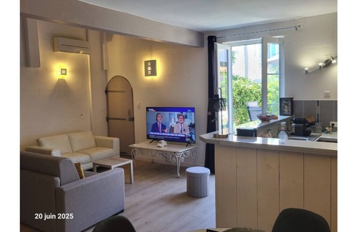 Salles-d'Aude House | Côté Village