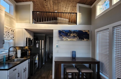 Sherrills Ford Cabin | C-41 Upper Lake View Tiny Home