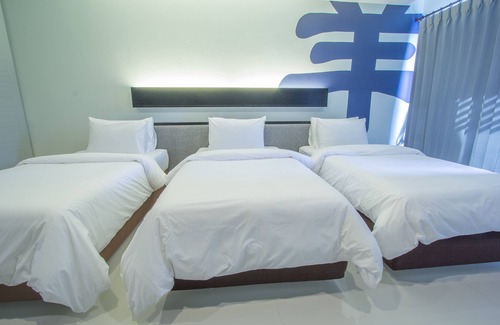 Wichit Hotel | C Deluxe Studio Triple kitchenette