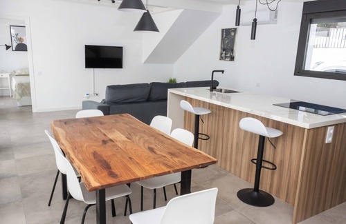 Vista de los Angeles-Rumina Apartment | Calle Cañada Aguilar 10, Bajo