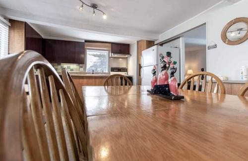 Petite-Riviere-Saint-Francois Ski Chalet | Blanche du Cap A stone's throw from Le Massif in Charlevoix