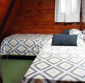 Playa Bonita House | Cabaña Alpina en Bustillo