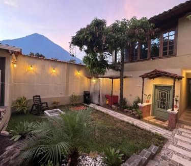 Santiago Atitlan House | Cabaña Antonio chavez