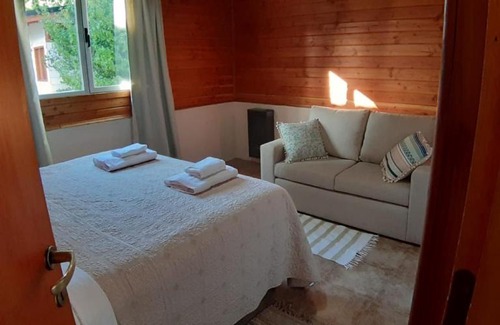 Dina Huapi House | Cabaña Los Alamos