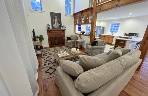 Port Royal House | Cabana Madrid - Port Royal Luxury Rental Close Proximity to Parris Island and The Sands Beach