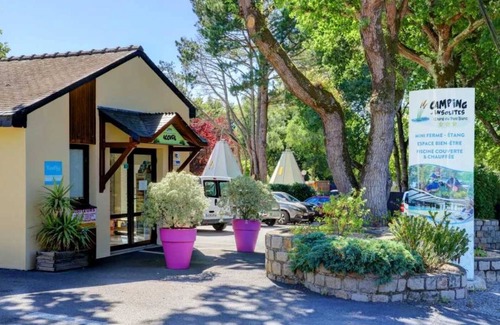 Guerande Cabin | Cabane 4 étoiles - Piscine - eeedda