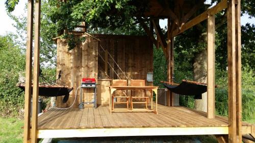 Valmont Bed & Breakfast | Cabane Perchée dans la prairie de l'ancien moulin