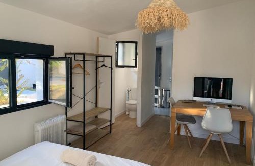 Baillargues Apartment | Cabane Souirie cosy & clim au calme avec extérieur