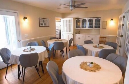 North Conway House | Cabernet Landmark Inn, Hot Tub, Fireplaces Views
