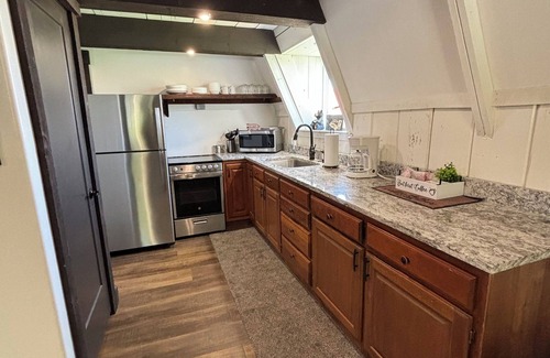 Fairview Cabin | Cabin 1: 4-bedroom, 2-full bath cabin located in Skyline Mountain Resort.