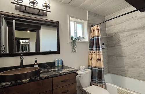 Fairview Cabin | Cabin 1: 4-bedroom, 2-full bath cabin located in Skyline Mountain Resort.