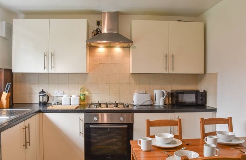 Abercwmboi Cottage | Cabin ∙ 3 bedrooms ∙ 6 guests