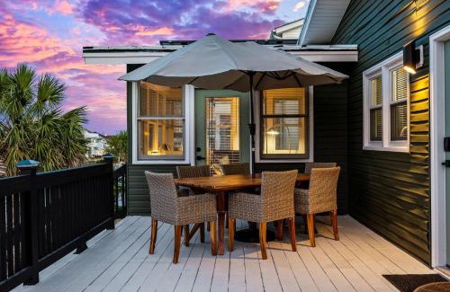 North Myrtle Beach House | Cabin by the Sea