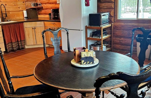 Williams Cabin | Cabin in Williams MN. 10 miles to Lake of the Woods. Near Baudette and Warroad.