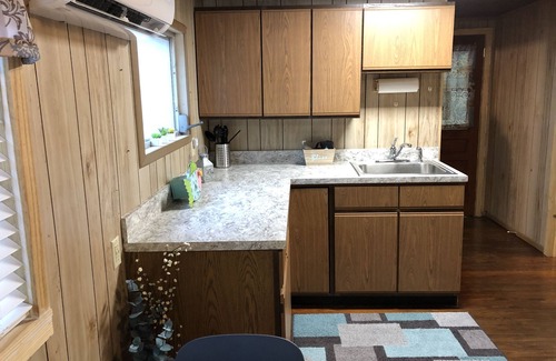 Fort White Cabin | Cabin on Sante Fe Inlet in Three River Estates (walking distance to park)