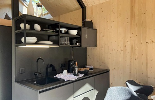 Lubmin House | Cabin West in the forest & sea!