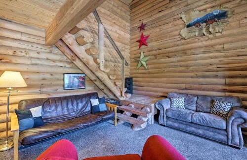 Spanish Valley House | Cabin with Fire Pit, Views and BBQ 18 Mi to Moab!