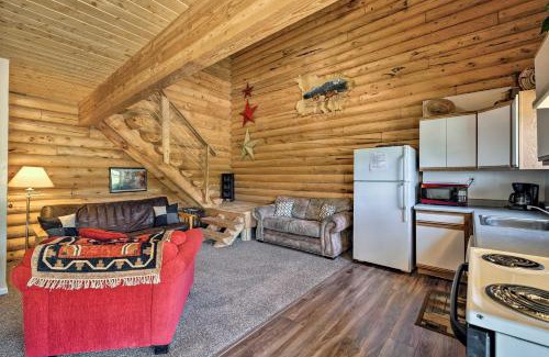 Spanish Valley House | Cabin with Fire Pit, Views and BBQ 18 Mi to Moab!