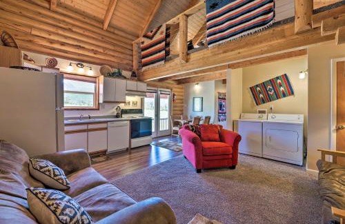 Spanish Valley House | Cabin with Fire Pit, Views and BBQ 18 Mi to Moab!