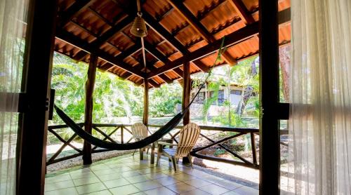 Avellanas Beach Hotel | Cabinas Las Olas
