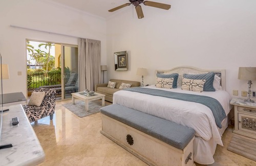 Los Cabos Resort | Cabo OCEAN FRONT resort & spa on Medano Beach Ground Floor View gorgeous Villa