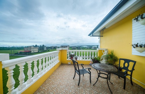 Dongshan Bed & Breakfast | Cabremanor