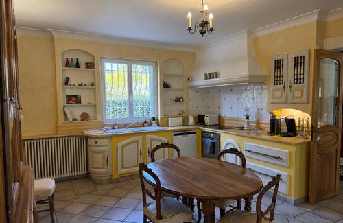Cabries House | Cabriès: Family home in Provencal countryside, 20 min from Aix-en-Provence