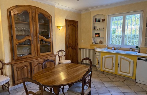 Cabries House | Cabriès: Family home in Provencal countryside, 20 min from Aix-en-Provence