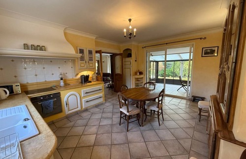 Cabries House | Cabriès: Family home in Provencal countryside, 20 min from Aix-en-Provence