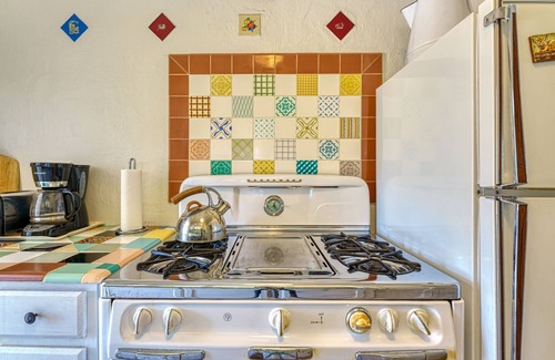 Twentynine Palms House | Cactus Adobe - EV Charging Station - JTNP