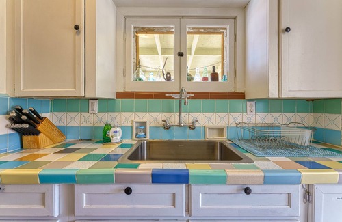 Twentynine Palms House | Cactus Adobe - EV Charging Station - JTNP