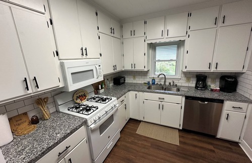 Glenwood House | Caddo Country Homestead