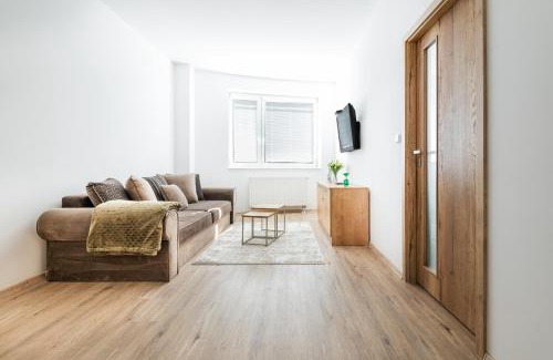 Kolin 2 House | Café Kaftan - pension