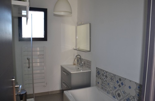 Cairanne Villa | Cairanne: Modern villa with swimming pool